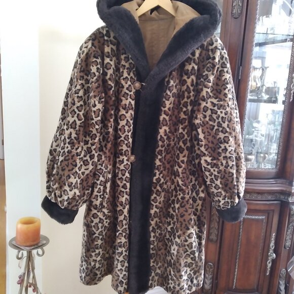 Apropos Two-sided Winter Coat, Apropos Canada, Size - M - Picture 1 of 8